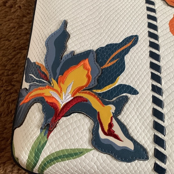 NWT Brighton Iris Bloom Fleur navy leather messenger bag - Picture 4 of 10